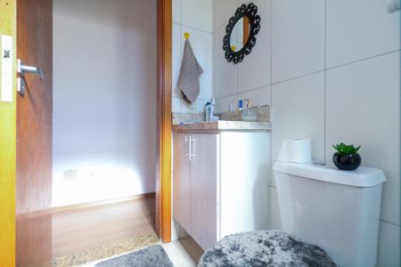 Apartamento à venda com 185m², 3 quartos e 2 vagas Apartamento à venda com 185m², 3 quartos e 2 vagasBanheiro Social