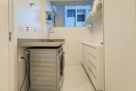 Apartamento à venda com 123m², 3 quartos e 1 vagaÁrea de Serviço