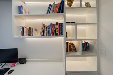 Apartamento à venda com 123m², 3 quartos e 1 vagaEscritório