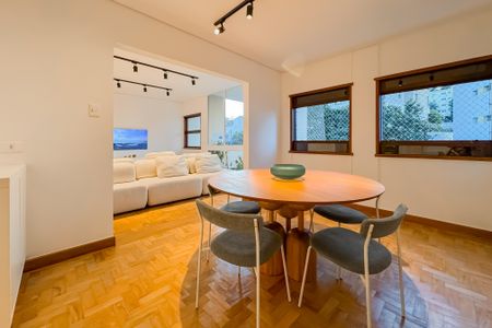 Apartamento à venda com 123m², 3 quartos e 1 vagaSala de Jantar