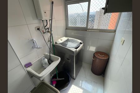 Apartamento à venda com 70m², 3 quartos e 1 vaga Apartamento à venda com 70m², 3 quartos e 1 vagaÁrea de Serviço