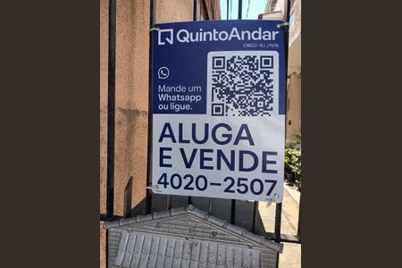 Casa de condomínio à venda com 65m², 3 quartos e sem vaga Casa de condomínio à venda com 65m², 3 quartos e sem vagaPlaca