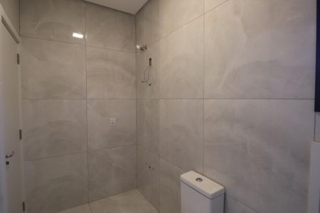 Casa à venda com 142m², 3 quartos e 2 vagasBanheiro da Suíte