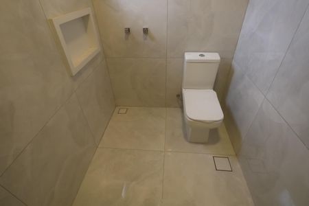 Casa à venda com 142m², 3 quartos e 2 vagasBanheiro