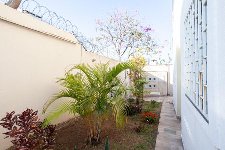 Apartamento à venda com 62m², 2 quartos e 1 vaga Apartamento à venda com 62m², 2 quartos e 1 vagaJardim