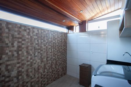 Apartamento à venda com 62m², 2 quartos e 1 vaga Apartamento à venda com 62m², 2 quartos e 1 vagaÁrea de Serviço e Privativa