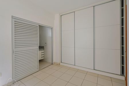 Apartamento à venda com 140m², 3 quartos e 2 vagasSuíte