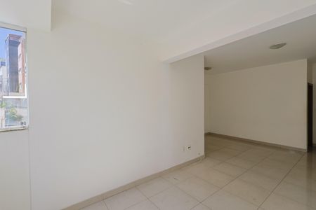 Apartamento à venda com 140m², 3 quartos e 2 vagasSala