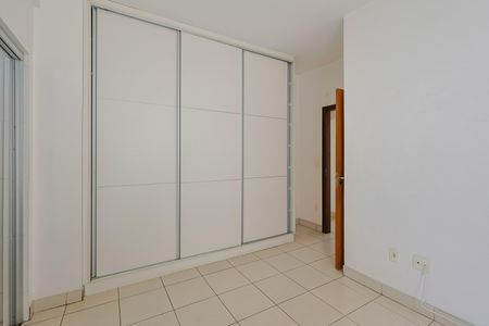 Apartamento à venda com 140m², 3 quartos e 2 vagasSuíte