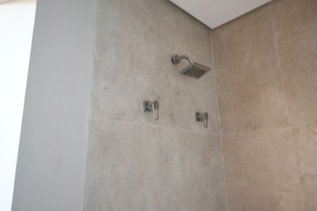 Casa à venda com 630m², 4 quartos e 8 vagasBanheiro da Suite 1