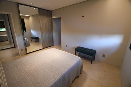 Casa à venda com 630m², 4 quartos e 8 vagasSemi Suite 1