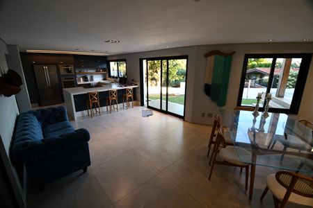 Casa à venda com 630m², 4 quartos e 8 vagasCozinha
