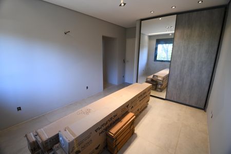 Casa à venda com 630m², 4 quartos e 8 vagasSemi Suite 2 
