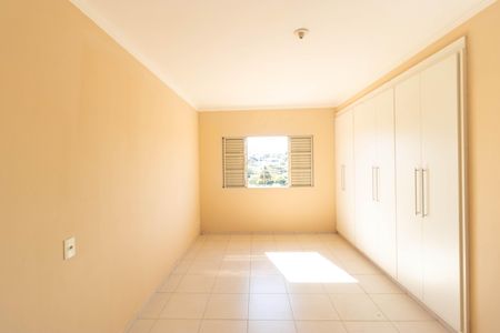 Casa à venda com 311m², 6 quartos e 6 vagas Casa à venda com 311m², 6 quartos e 6 vagasSuíte 06