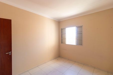 Casa à venda com 311m², 6 quartos e 6 vagas Casa à venda com 311m², 6 quartos e 6 vagasQuarto 03