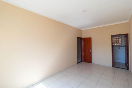 Casa à venda com 311m², 6 quartos e 6 vagas Casa à venda com 311m², 6 quartos e 6 vagasSuíte 05