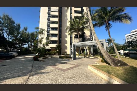 Apartamento à venda com 145m², 3 quartos e 2 vagas Apartamento à venda com 145m², 3 quartos e 2 vagasFachada