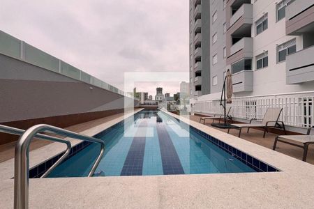 Apartamento à venda com 58m², 2 quartos e 2 vagas Apartamento à venda com 58m², 2 quartos e 2 vagasÁrea comum - Piscina