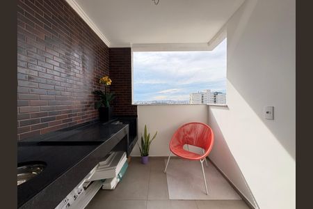 Apartamento à venda com 58m², 2 quartos e 2 vagas Apartamento à venda com 58m², 2 quartos e 2 vagasVaranda da Sala