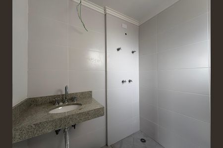 Apartamento à venda com 58m², 2 quartos e 2 vagas Apartamento à venda com 58m², 2 quartos e 2 vagasBanheiro da Suíte 2