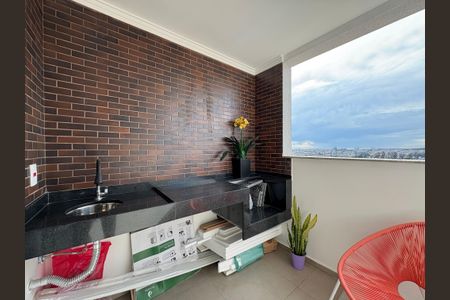 Apartamento à venda com 58m², 2 quartos e 2 vagas Apartamento à venda com 58m², 2 quartos e 2 vagasVaranda da Sala