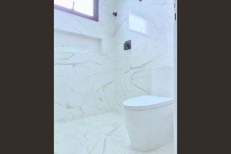 Casa de condomínio à venda com 246m², 4 quartos e 4 vagasBanheiro da Suíte 2