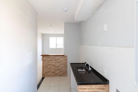 Apartamento para alugar com 44m², 2 quartos e 1 vaga Apartamento para alugar com 44m², 2 quartos e 1 vagaCozinha e Área de Serviço
