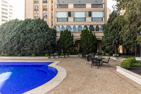 Apartamento à venda com 711m², 5 quartos e 6 vagas Apartamento à venda com 711m², 5 quartos e 6 vagasÁrea comum