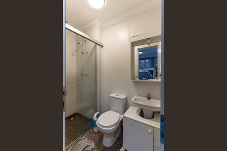 Apartamento à venda com 711m², 5 quartos e 6 vagas Apartamento à venda com 711m², 5 quartos e 6 vagasBanheiro de Serviço