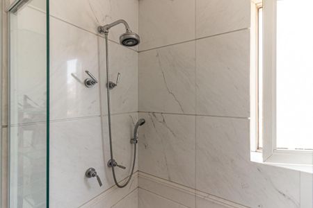 Apartamento à venda com 711m², 5 quartos e 6 vagas Apartamento à venda com 711m², 5 quartos e 6 vagasBanheiro da Suíte 3