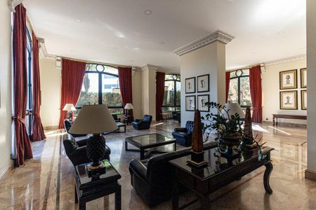 Apartamento à venda com 711m², 5 quartos e 6 vagas Apartamento à venda com 711m², 5 quartos e 6 vagasÁrea comum