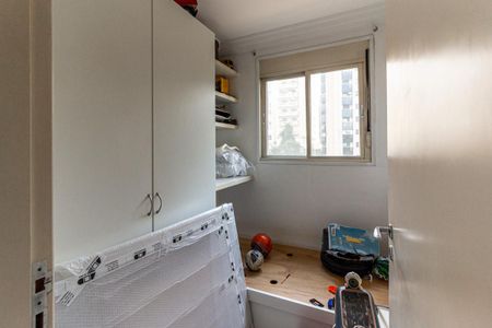 Apartamento à venda com 711m², 5 quartos e 6 vagas Apartamento à venda com 711m², 5 quartos e 6 vagasQuarto de Serviço 1