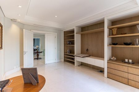 Apartamento à venda com 711m², 5 quartos e 6 vagas Apartamento à venda com 711m², 5 quartos e 6 vagasSala 2