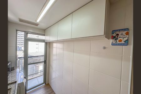 Apartamento à venda com 64m², 2 quartos e 1 vaga Apartamento à venda com 64m², 2 quartos e 1 vagaCozinha