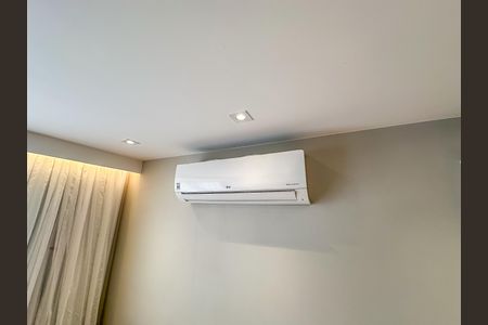 Apartamento à venda com 64m², 2 quartos e 1 vaga Apartamento à venda com 64m², 2 quartos e 1 vagaSala