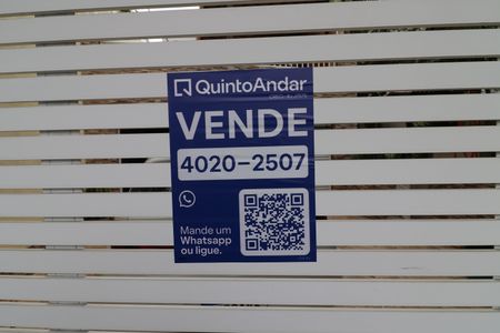 Casa à venda com 240m², 5 quartos e 3 vagasPlaquinha