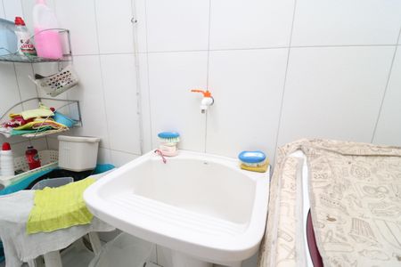 Casa à venda com 240m², 5 quartos e 3 vagasÁrea de Serviço