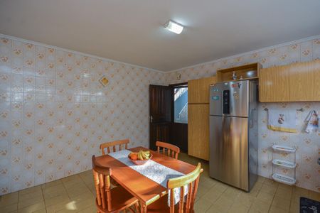 Casa à venda com 310m², 3 quartos e 2 vagas Casa à venda com 310m², 3 quartos e 2 vagasCozinha