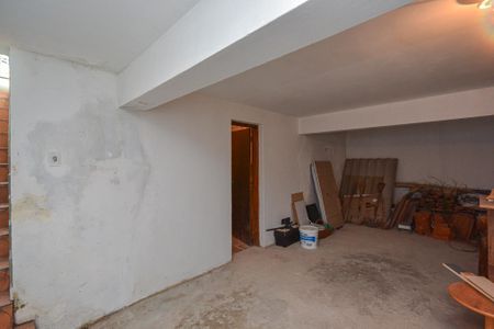 Casa à venda com 310m², 3 quartos e 2 vagas Casa à venda com 310m², 3 quartos e 2 vagasDepósito