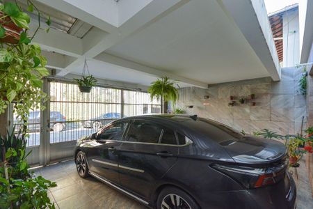 Casa à venda com 310m², 3 quartos e 2 vagas Casa à venda com 310m², 3 quartos e 2 vagasGaragem