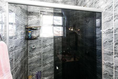 Casa à venda com 156m², 3 quartos e 3 vagas Casa à venda com 156m², 3 quartos e 3 vagasBanheiro da Suíte