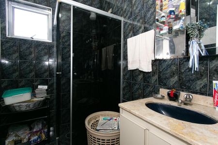 Casa à venda com 156m², 3 quartos e 3 vagas Casa à venda com 156m², 3 quartos e 3 vagasBanheiro Social