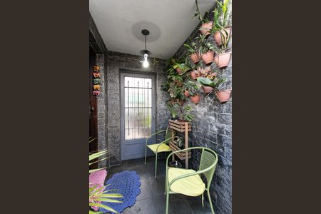 Casa à venda com 156m², 3 quartos e 3 vagas Casa à venda com 156m², 3 quartos e 3 vagasCorredor