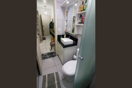 Studio à venda com 28m², 1 quarto e sem vaga Studio à venda com 28m², 1 quarto e sem vagaBanheiro