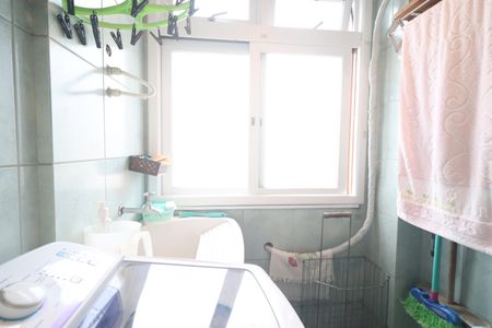 Apartamento à venda com 77m², 2 quartos e 1 vagaCozinha e Área de Serviço