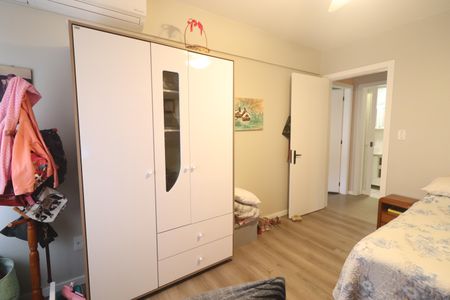 Apartamento à venda com 77m², 2 quartos e 1 vagaQuarto 1