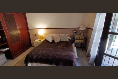 Casa à venda com 300m², 3 quartos e 3 vagasSuíte