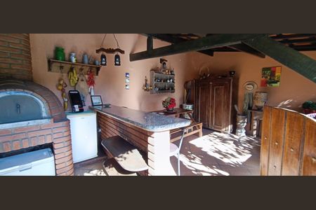 Casa à venda com 300m², 3 quartos e 3 vagasEspaço Gourmet