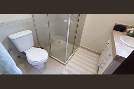 Casa à venda com 300m², 3 quartos e 3 vagasBanheiro da Suíte