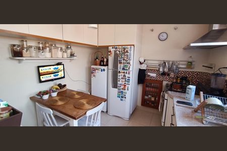 Casa à venda com 300m², 3 quartos e 3 vagasCozinha